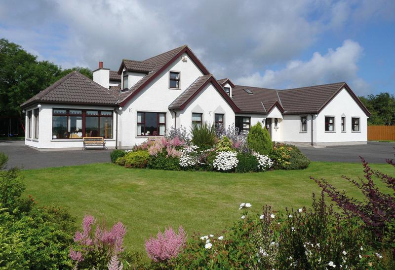 Valley View Country House Bed And Breakfast Bushmills Exteriér fotografie